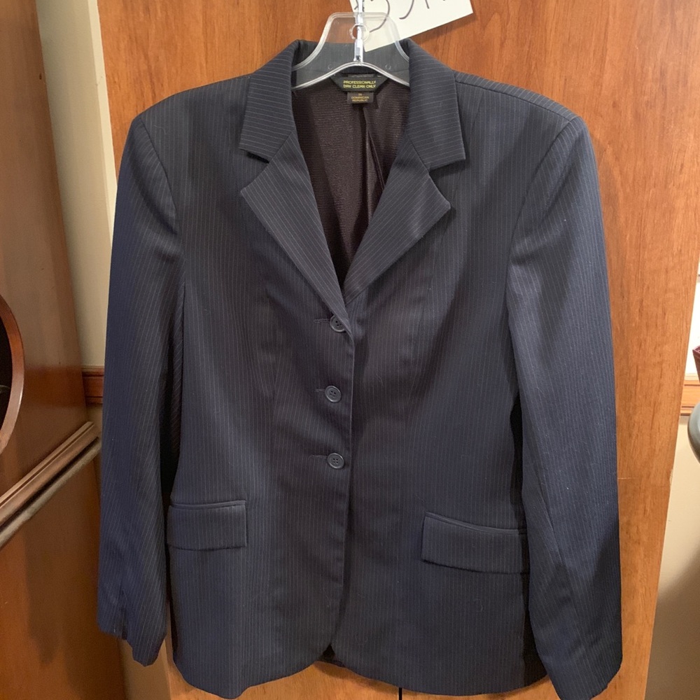 EQUESTRIAN Devon Aire Hunt Coat